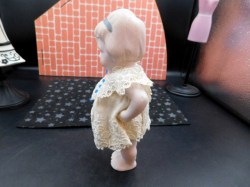 7 inch all bisque view